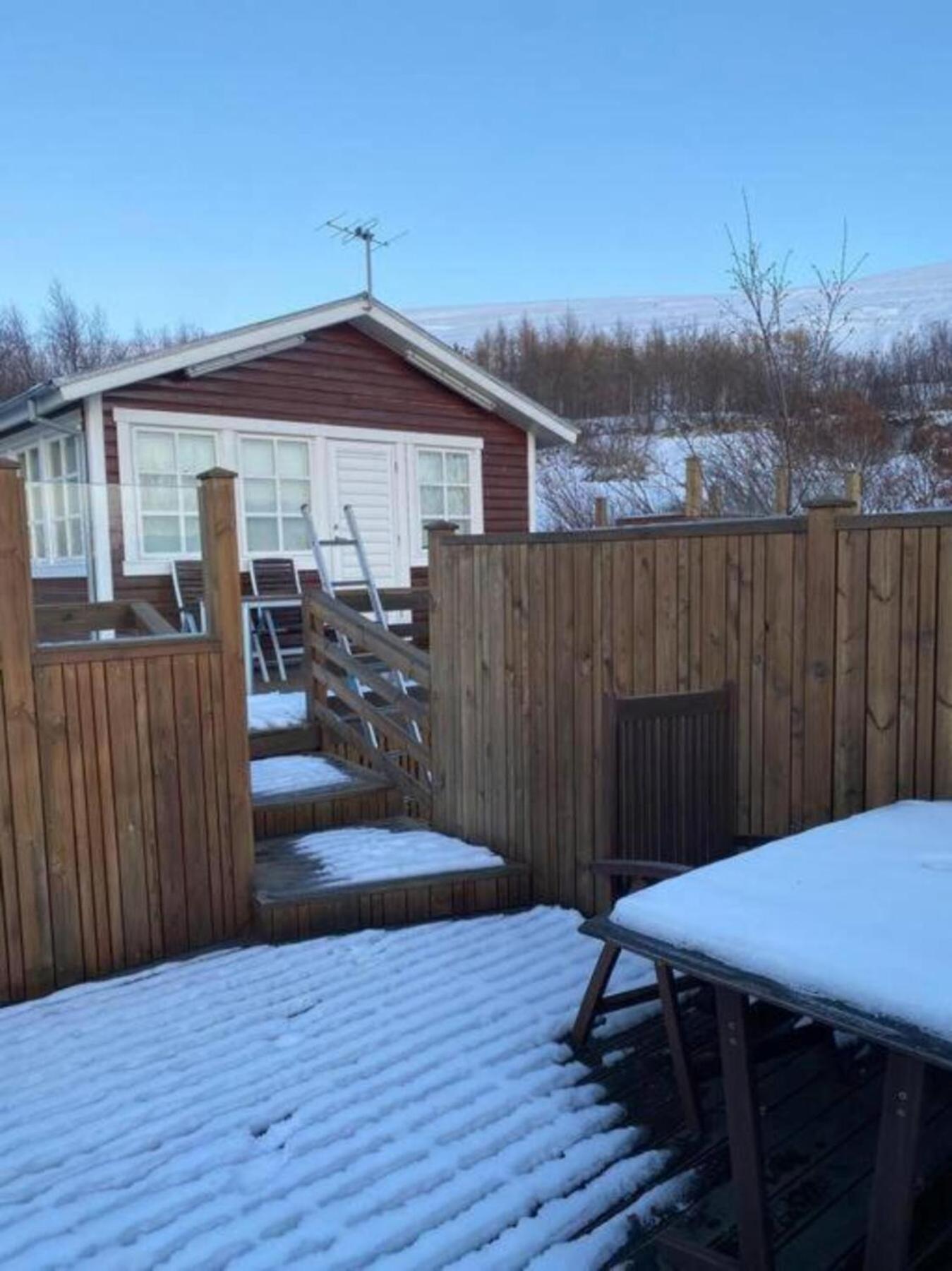 Cozy 2 Bedroom Cottage With Hot Tub Akureyri Exteriör bild