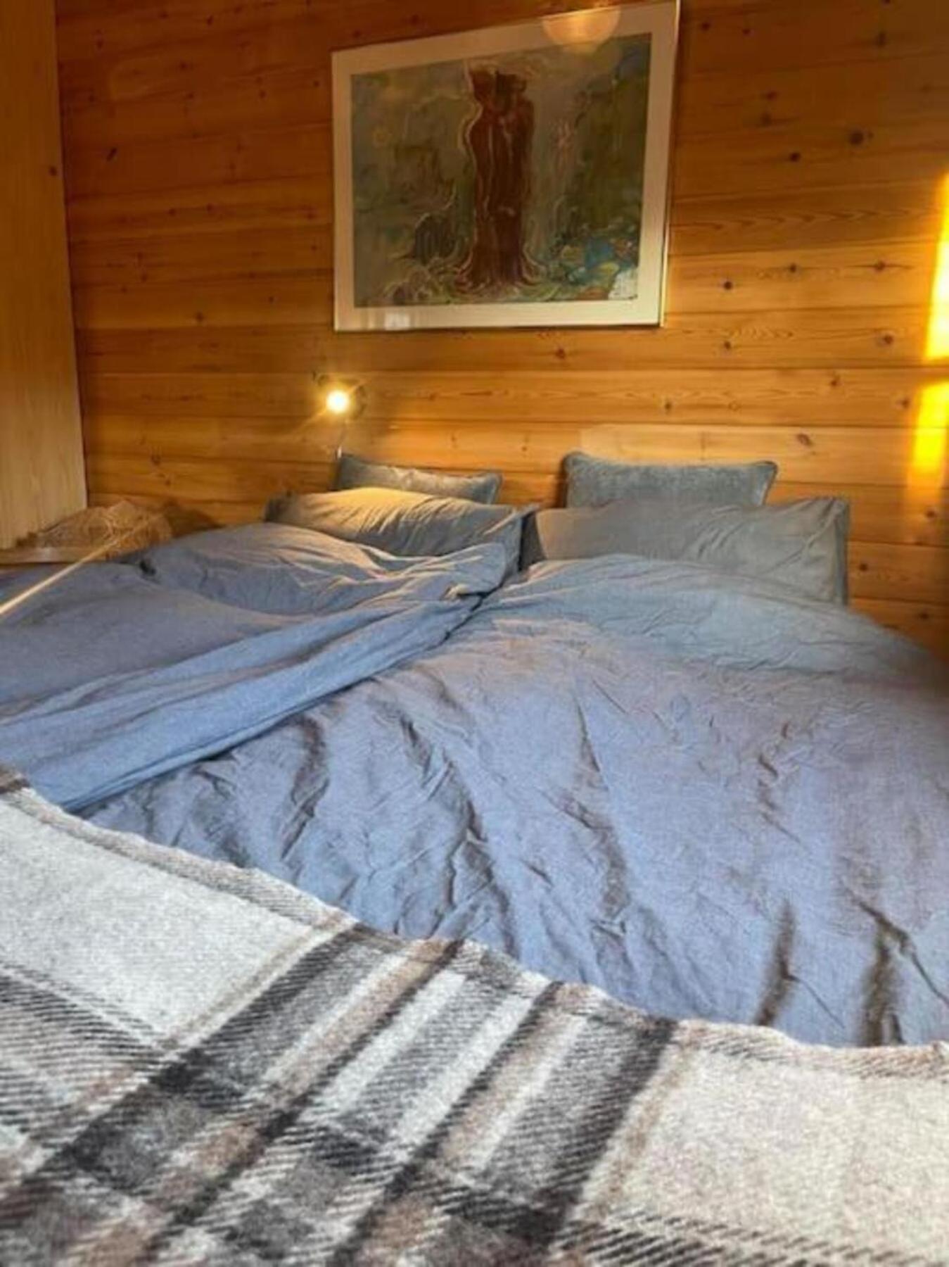 Cozy 2 Bedroom Cottage With Hot Tub Akureyri Exteriör bild